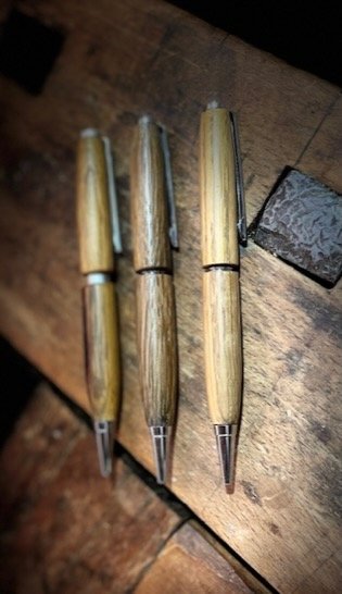 Kugelschreiber aus alter Fassdaube (Eiche)